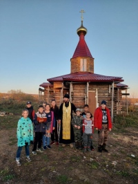 Храм в селе Чля увенчался Крестом